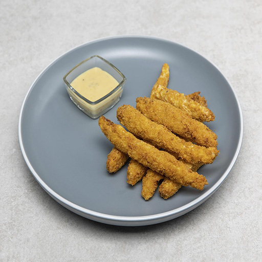 Чикен стрипс с медово-горчичным соусом.