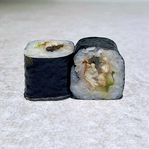 Ролл с угрем