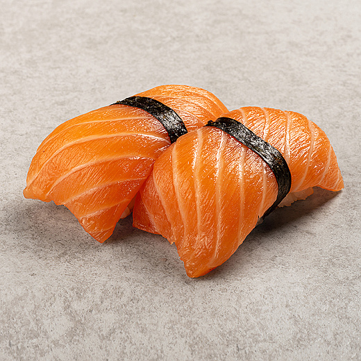 Суши с лососем 2 шт.